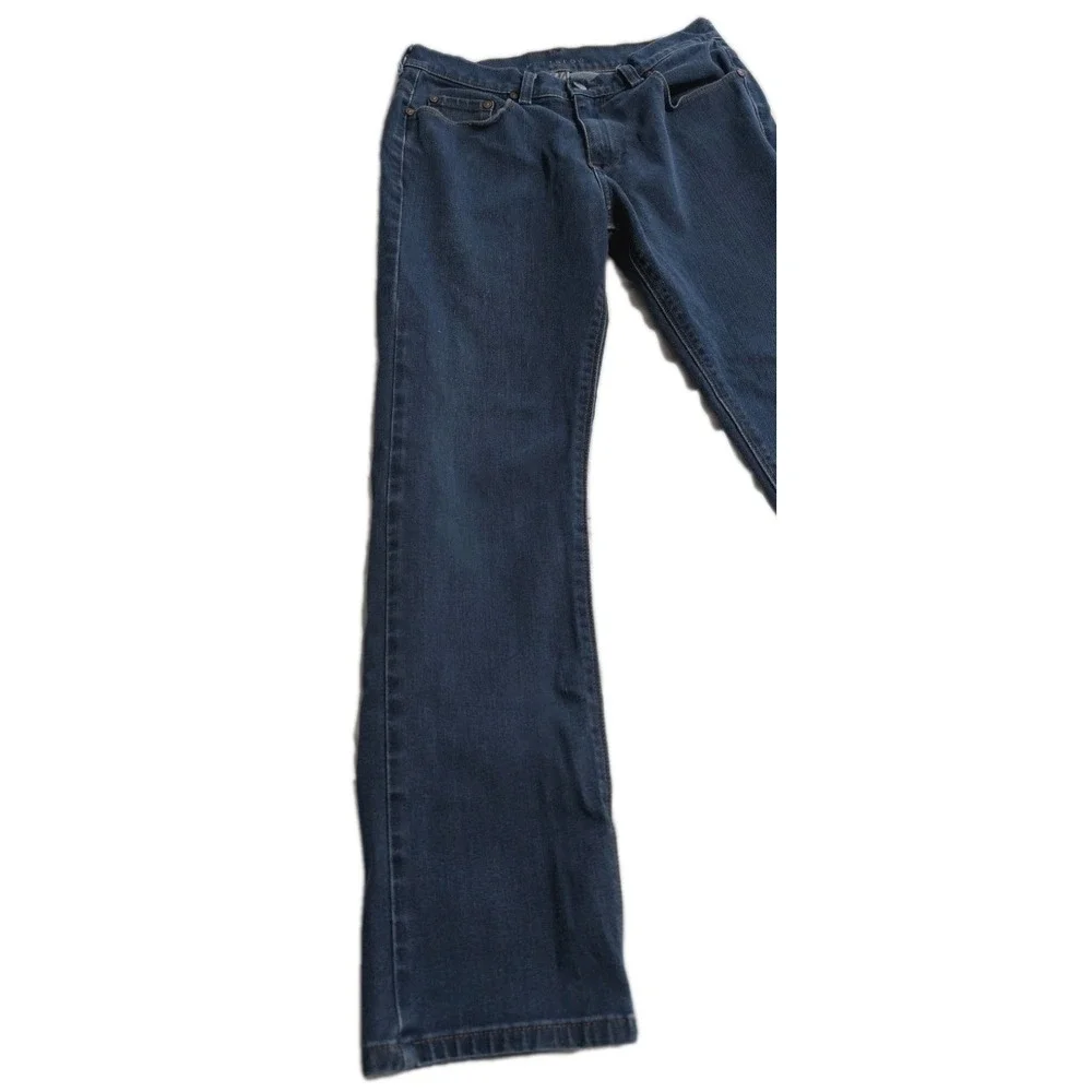 Mott & Bow clean preowned